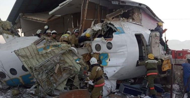 Yolcu Uçağı Düştü: En Az 12 Kişi Hayatını Kaybetti!
