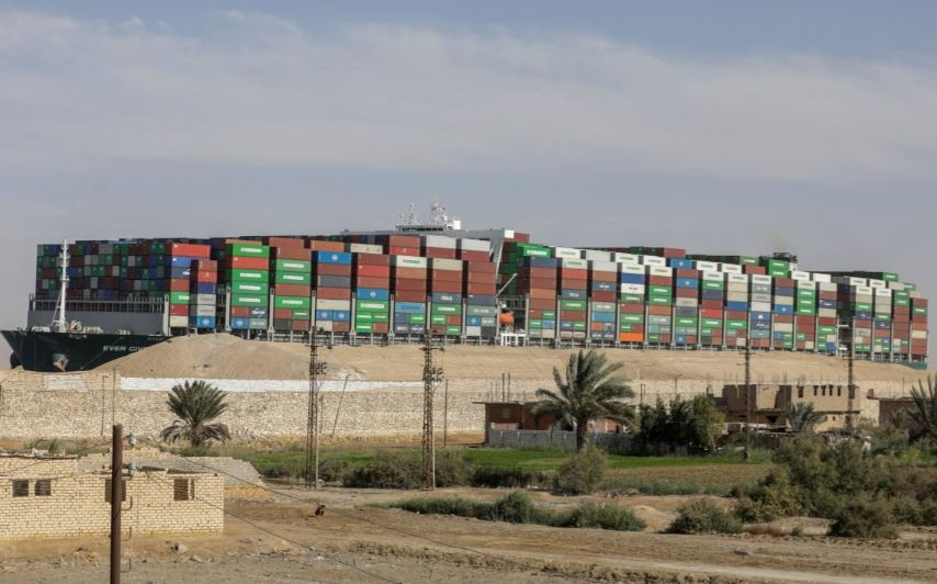 Mısır'dan Süveyş Kanalı'nı Tıkayan Gemi için Tazminat İndirimi254425