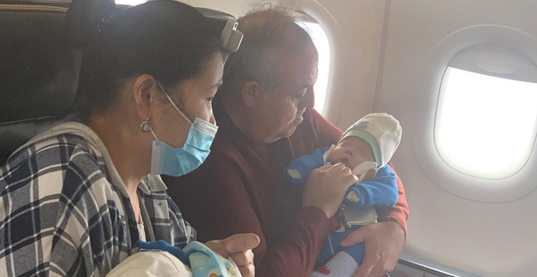 Uçakta Kalp Krizi Geçiren Bebeği Türk Vekil Kurtardı565