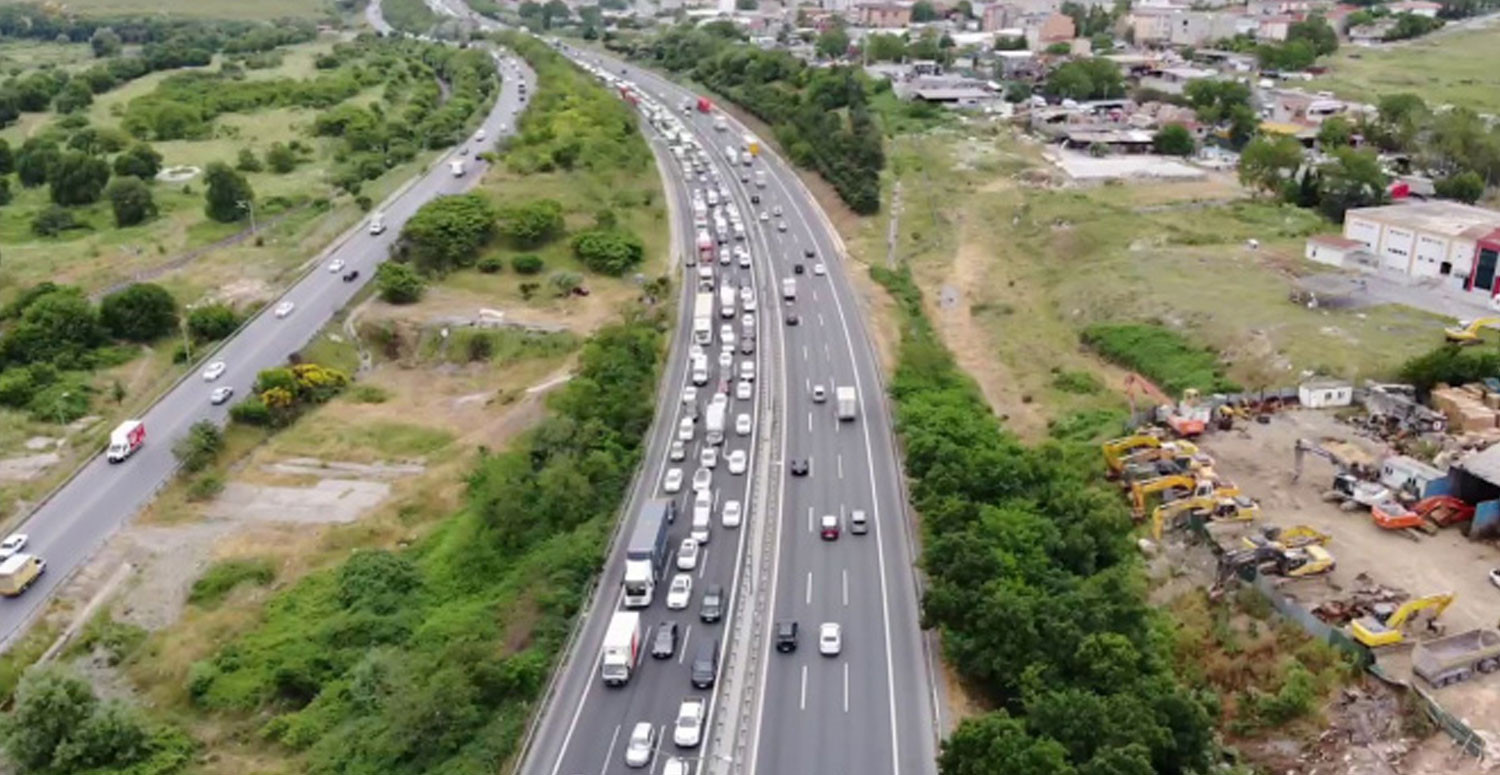 Bahçeşehir Tem otoyolunda trafik