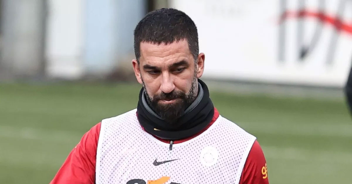 Arda Turan, Barcelona maçı öncesinde antrenmanda yer aldı.