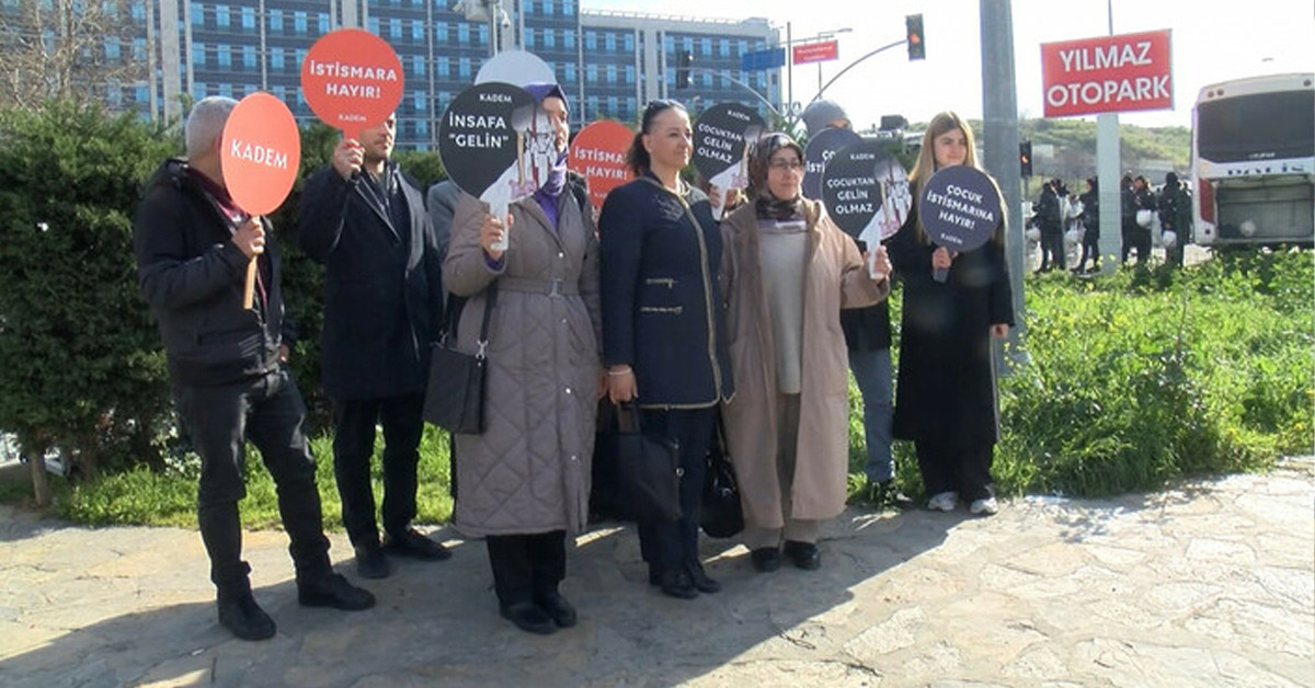 Adliye önünde protesto