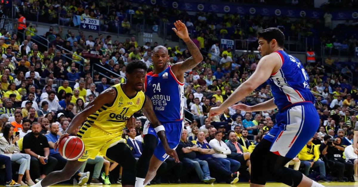 Anadolu Efes Fenerbahçe Beko maçı ne zaman, saat kaçta? Anadolu Efes Fenerbahçe Beko maçı nereden izlenir şifresiz?