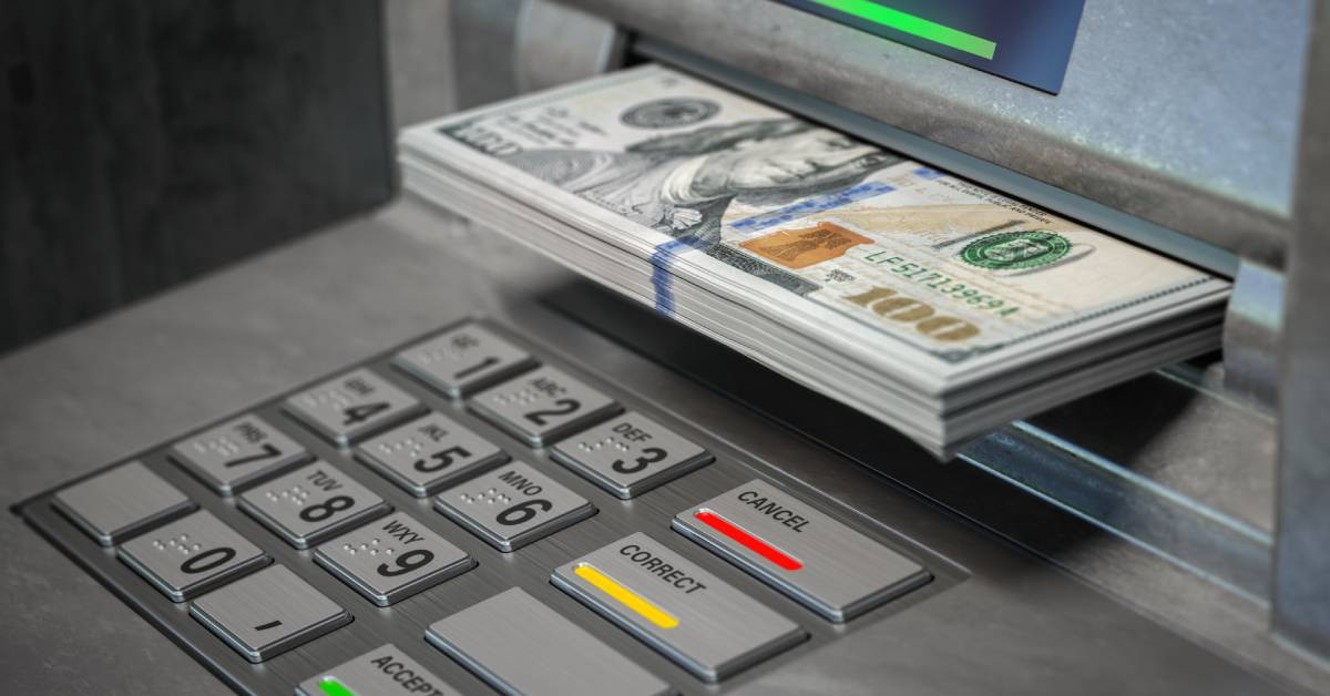 Bankada sistem arızası meydana geldi: ATM’lerden milyonlarca dolar çekildi