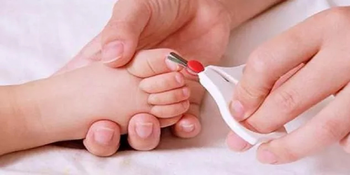 Bebek tırnakları nasıl kesilir?