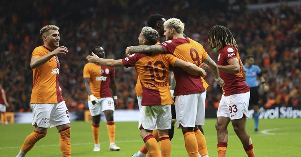 Canlı yayın bilgileri: Fatih Karagümrük Galatasaray maçı ne zaman, saat kaçta ve hangi kanalda? Karagümrük Galatasaray maçı nereden izlenir şifresiz?