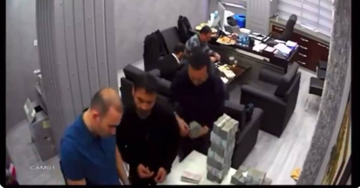 CHP’de para sayma soruşturması: 2 kişi adliyeye ifadeye çağrıldı
