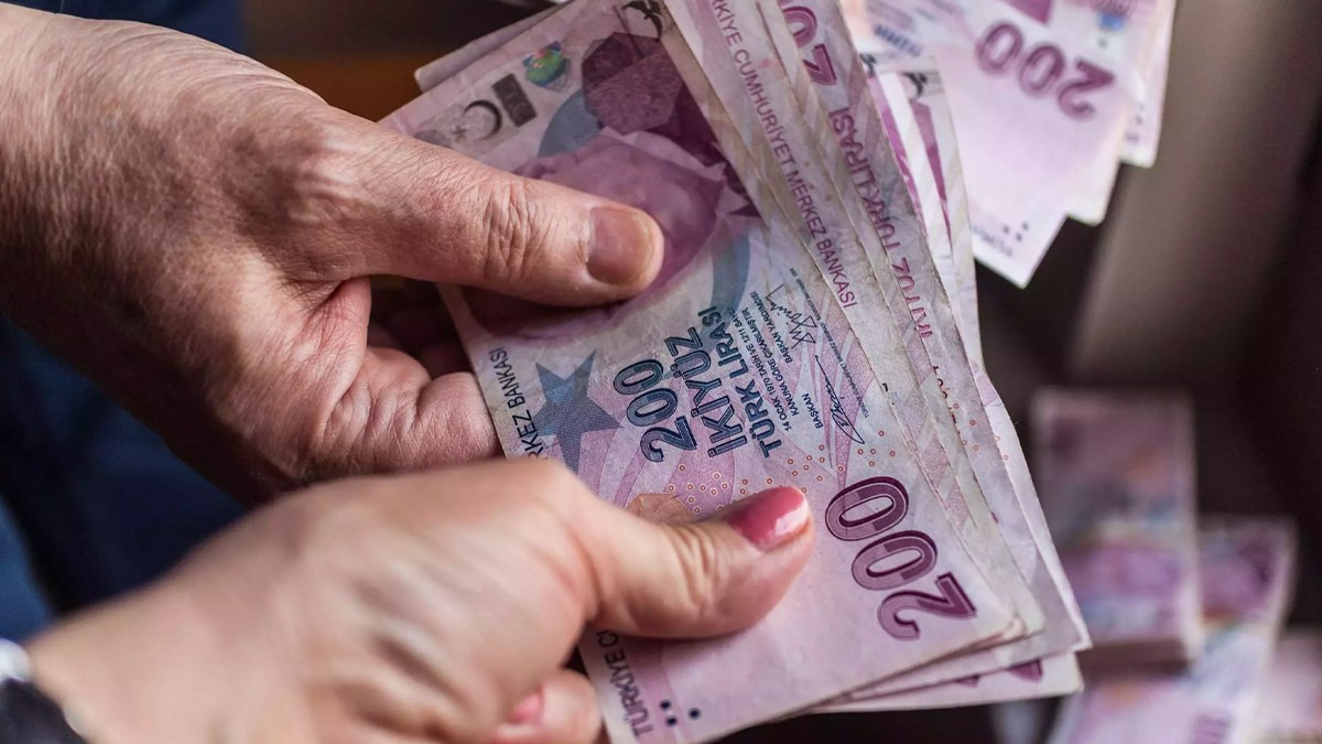 Cumhurbaşkanı Erdoğan seçim sonrasında kesenin ağzını açtı! Asgari ücrete 8.000 TL emekliye 5.000 TL zam yapılacak