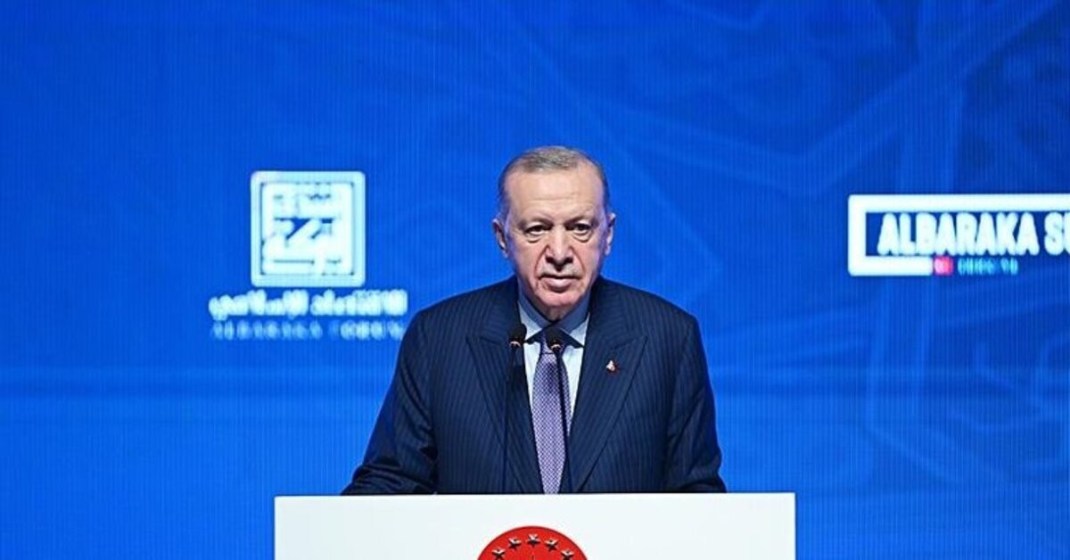 Cumhurbaşkanı Recep Tayyip Erdoğan, Lütfi Kırdar Uluslararası Kongre ve Sergi Sarayı'nda Albaraka İslami Finans Zirvesi'nde