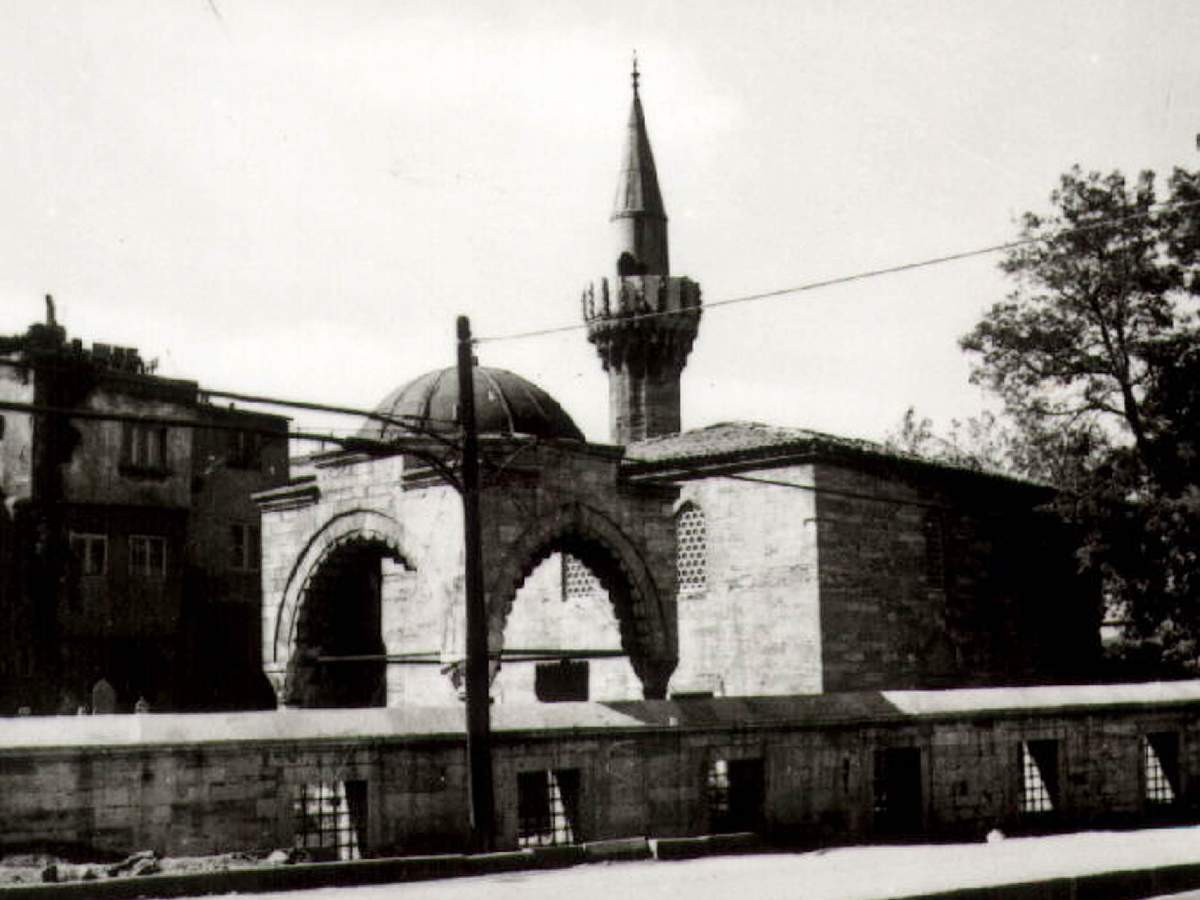 Defterdar Camii nerede, nasıl gidilir?