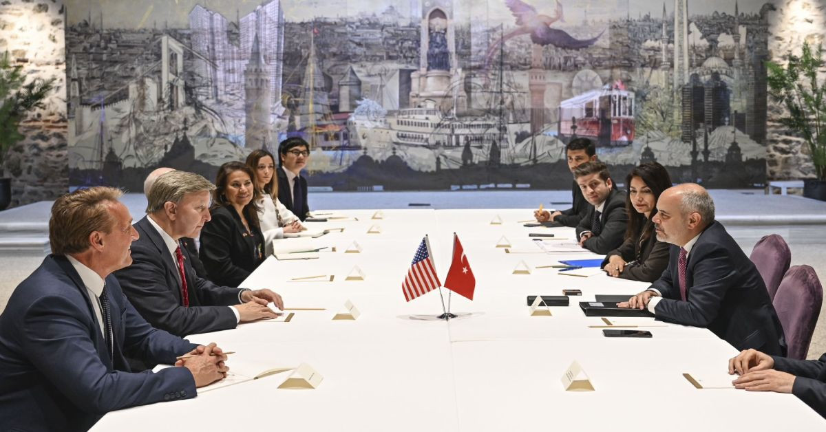 Dolmabahçe’de kritik güvenlik zirvesi: Türkiye ile ABD bir araya geldi