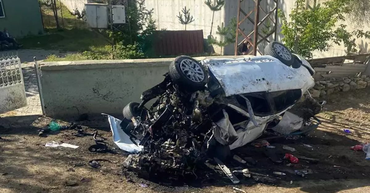 Erzurum’da otomobil 5 metreden yere çakıldı: Çok sayıda ölü ve yaralı var