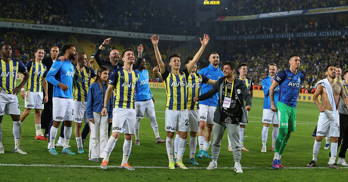 Fenerbahçe'de derbi sevinci