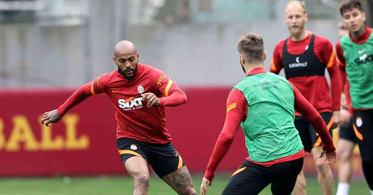 Galatasaray'da antrenman görüntüleri ortaya çıktı.