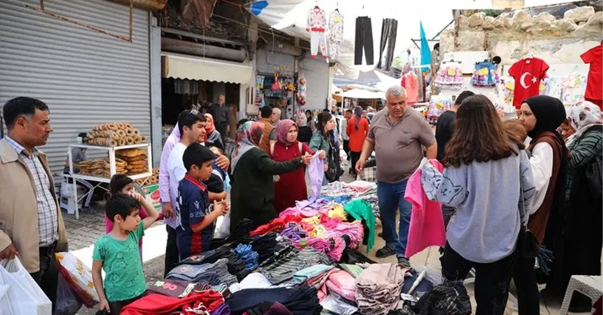 Hatay Uzun Çarşı'da bayram telaşı