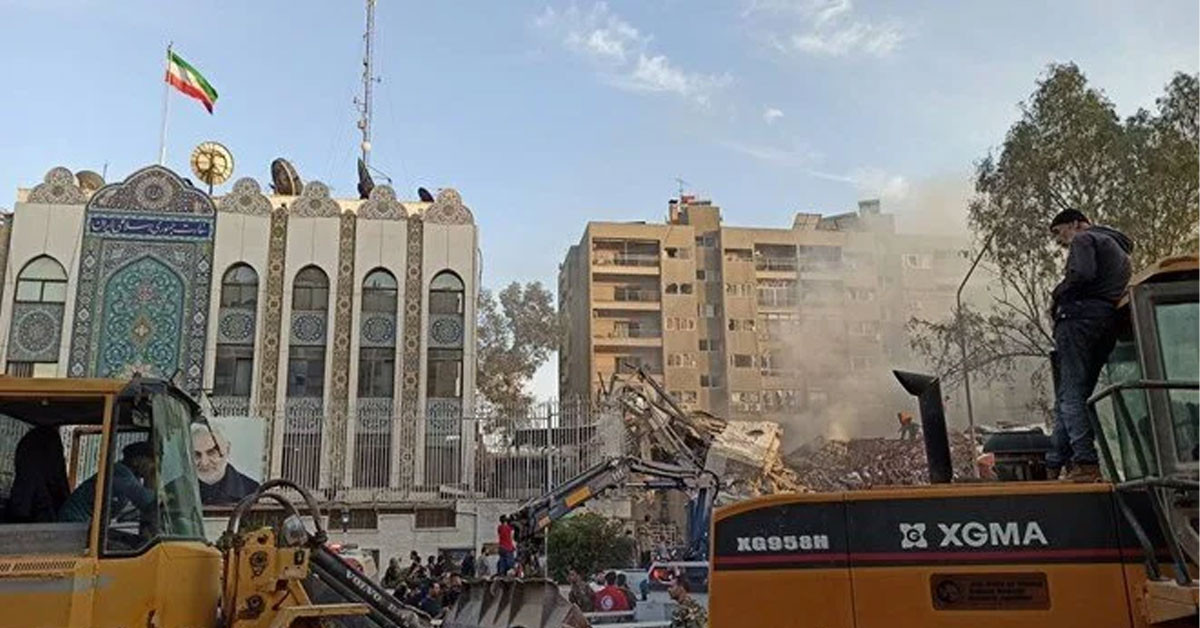 İsrail’in İran’ın Suriye’de bulunan Şam Büyükelçiliği yerleşkesindeki konsolosluk binasına hava saldırısı düzenlediği, saldırıda 5 kişinin de hayatını kaybettiği belirtiliyor.