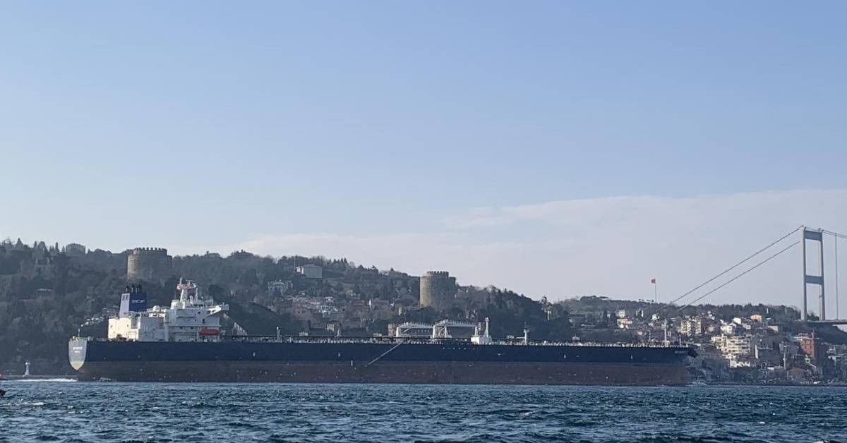 İstanbul Boğazı Gemi Kuyruğu-2