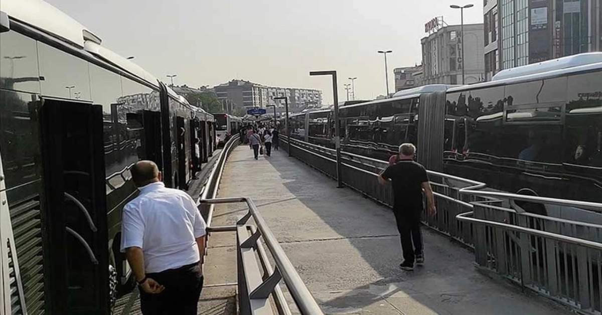 İstanbul Florya Metrobüs Arıza