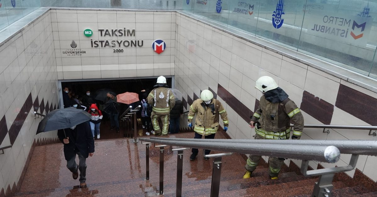 İstanbul Valiliği duyurdu: Taksim ve Şişhane istasyonları kapatıldı