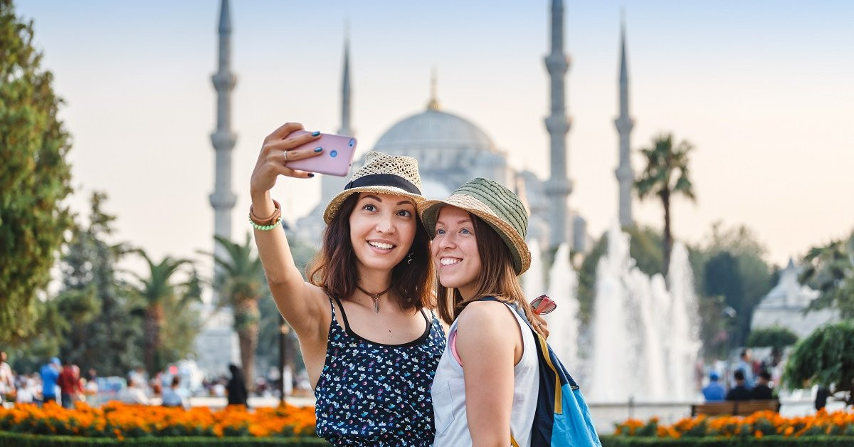 İstanbul’a milyonlarca turist geldi: Tüm zamanların rekoru kırıldı