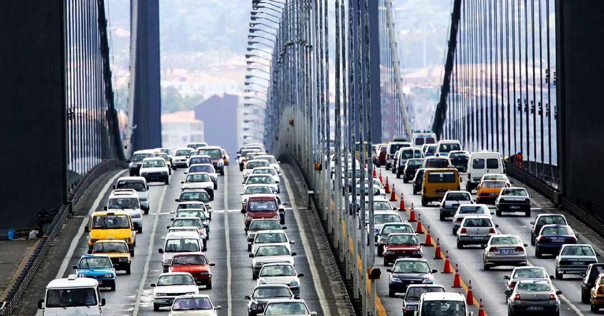 İstanbul’da 30 Ağustos hareketliliği: O yollar trafiğe kapatıldı