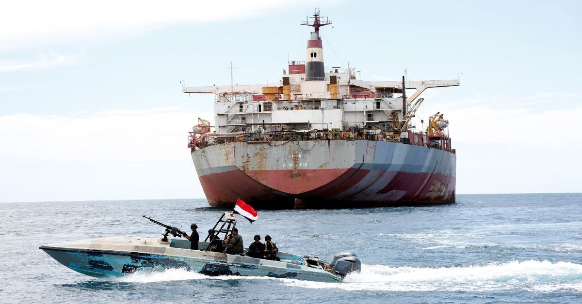 Kızıldeniz’de gerilim düşmek bilmiyor: Husiler, ABD’ye ait gemileri hedef aldı