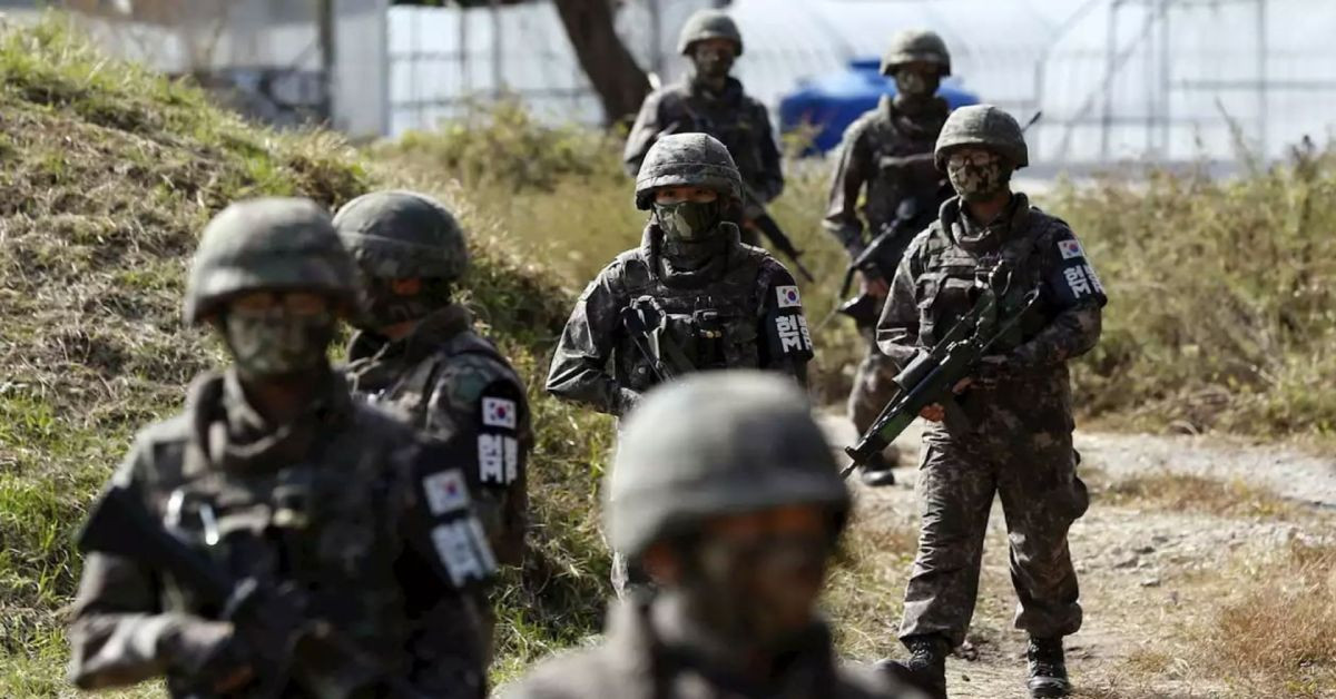 Kore Yarımadası’nda yüksek tansiyon: Güney Kore’den Kuzey Kore askerlerine uyarı ateşi