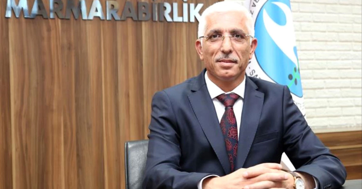 Marmara Zeytin Tarım Satış Kooperatifleri Birliği (Marmarabirlik), zeytin üreticilerine 860 milyon liralık ayni kredi tahsisatı yaptığını duyurdu.