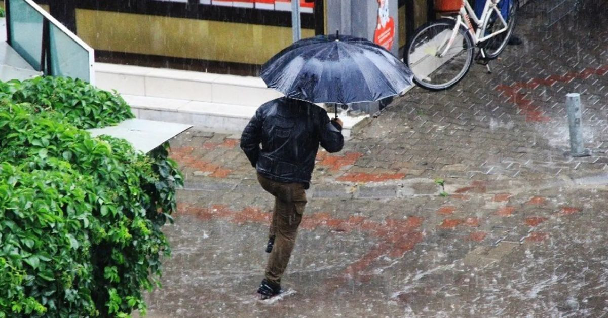 Meteoroloji’den 13 kente sarı kodlu uyarı: Fırtına ve sağanak yağış kapıda