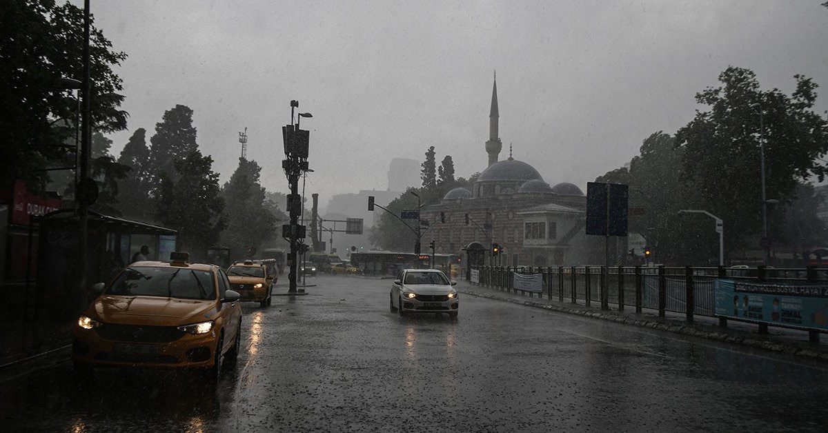 Meteoroloji’den Pazar günü için uyarı: Yurdun genelinde sağanak yağış görülecek