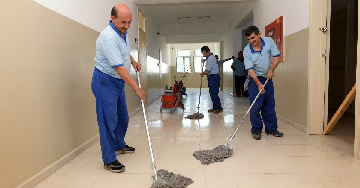 Milli Eğitim Bakanlığı personel alımı başvuruları başladı mı? 2024 MEB 30 bin temizlik personeli alımı başvuru şartları neler, kadrolu mu?