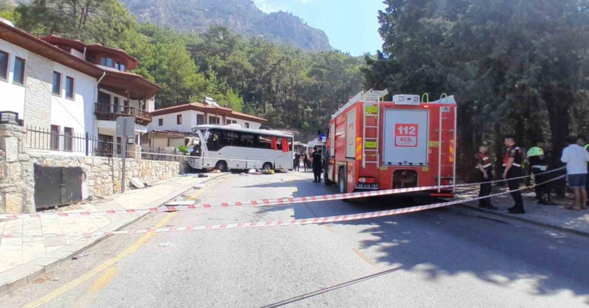 Muğla’da otobüsün freni patladı facia yaşandı: Çok sayıda ölü ve yaralı var