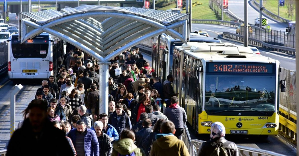 Ramazan Bayramı’nda toplu taşıma ücretsiz mi? İstanbul’da metrobüs, metro, otobüs seferleri bedava mı 2024?