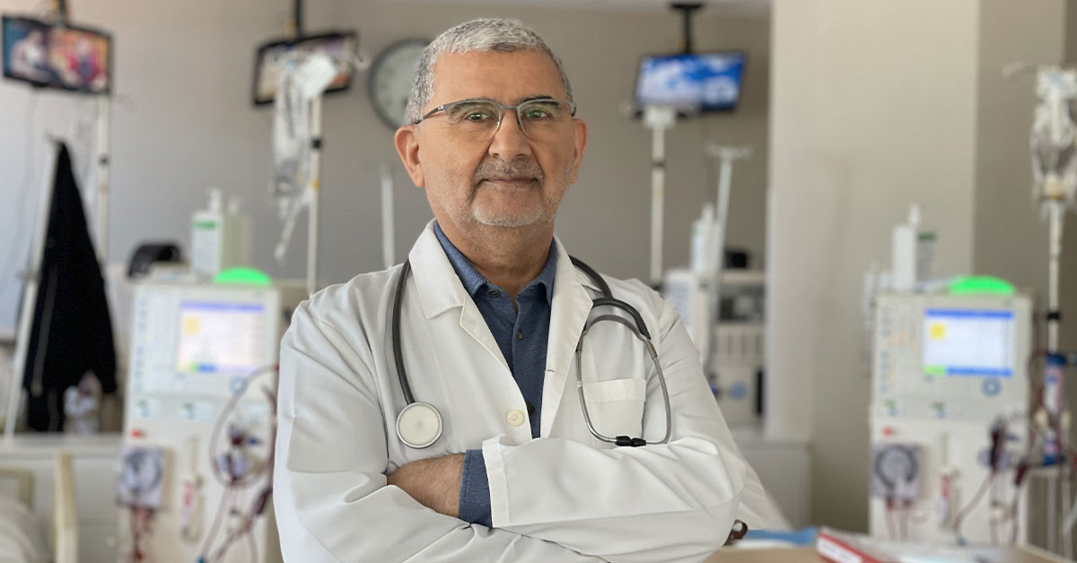 Türk Böbrek Vakfı Hizmet Hastanesi Diyaliz Merkezi Sorumlusu, İç Hastalıkları ve Nefroloji Uzmanı Dr. Bilal Görçin