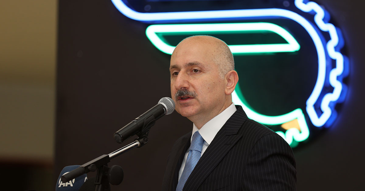 Ulaştırma ve Altyapı Bakanı Karaismailoğlu