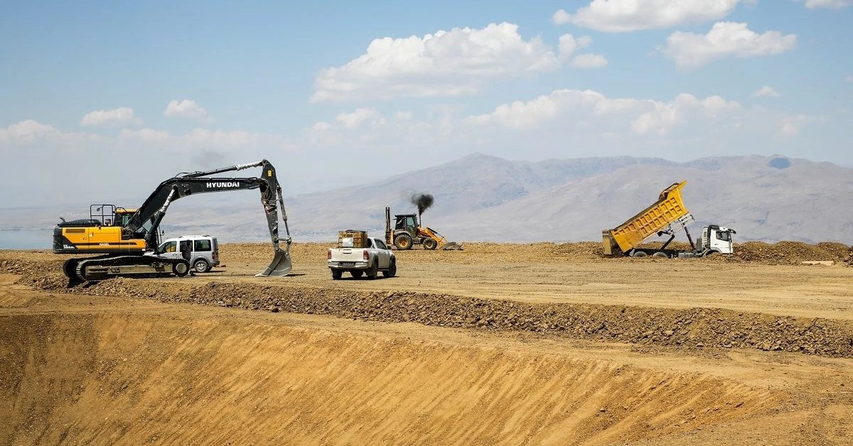 Van’da petrol heyecanı yaşanıyor: Jandarma bölgede gece gündüz nöbette