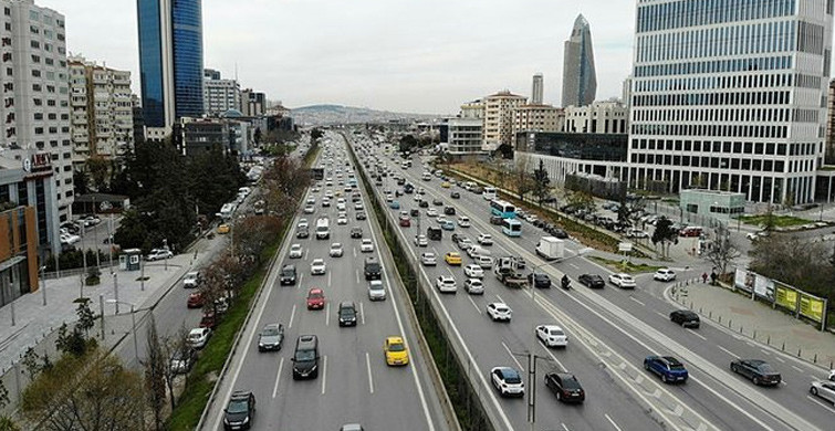 İstanbul'da İftar Öncesi Trafik Yoğunluğu Arttı567687