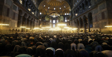 Diyanet’ten Ramazan Bayramı açıklaması: Bayram namazı evde tek başına kılınır mı?