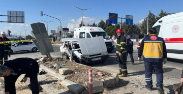 Kütahya’da katliam gibi kaza: İki otomobil çarpıştı! 3 ölü ve 2 yaralı var