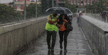 Meteoroloji’den İstanbul dahil çok sayıda ile uyarı: Türkiye genelinde gök gürültülü sağanak yağış yaşanacak