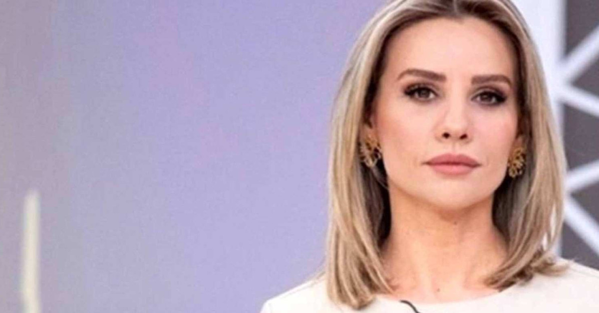 Esra Erol�un ev hali paylaşımlarına binlerce beğeni ve yorum yağdı