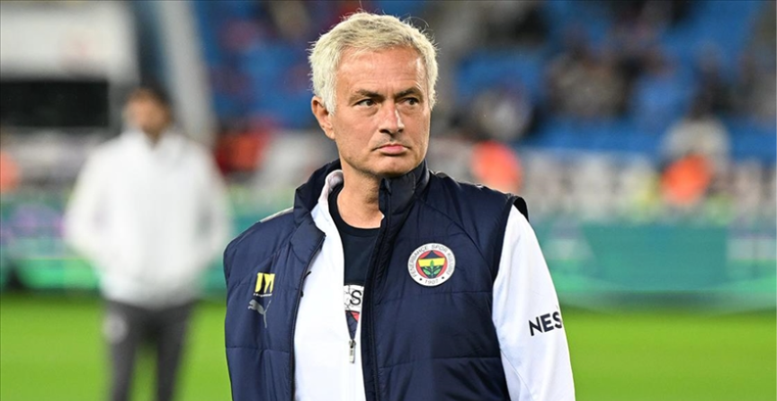 Mourinho İstanbul'dan ayrılıyor