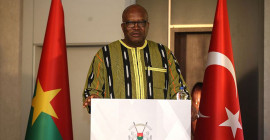 Afrika Ülkesi Burkina Faso'da Darbe Girişimi: Cumhurbaşkanı Alıkonuldu!
