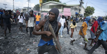 Haiti’de tansiyon yükseldi: Sokaklarda çatışmalar devam ediyor!