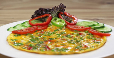 Kahvaltıda beyin sağlığı İçin: Canan Karatay'ın fırında domatesli yumurta tarifi