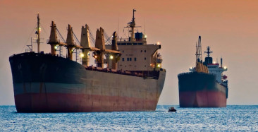Kızıldeniz’de gerilim artıyor: Husiler Çin gemisine füze saldırısı gerçekleştirdi