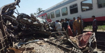 Mısır’da iki tren çarpıştı: 2 ölü, 29 yaralı