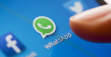 Whatsapp’a devrim niteliğinde bir yenilik geliyor: Mesajlar otomatik olarak çevrilebilecek