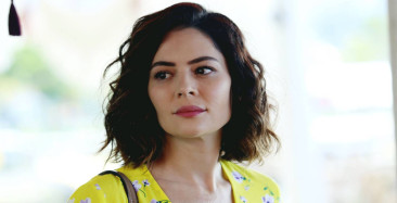Yıldız Çağrı Atiksoy kimdir, nereli ve kaç yaşında? Yıldız Çağrı Atiksoy hamile mi, hangi dizilerde oynadı? Yıldız Çağrı Atiksoy hayatı ve biyografisi