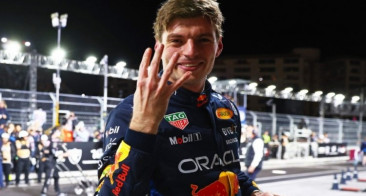 Formula 1'de şampiyon Verstappen!